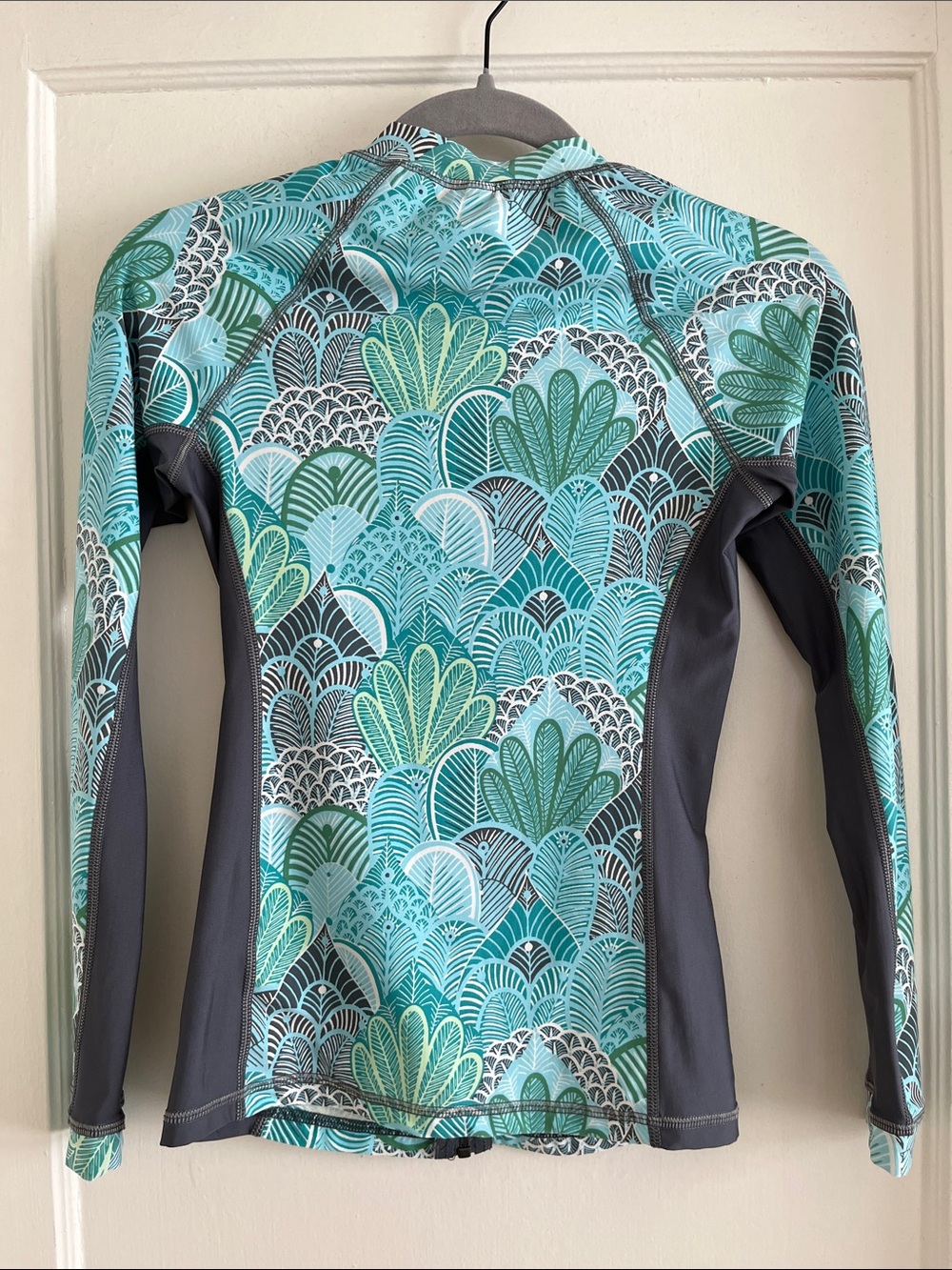 Helen Jon Rash Guard Full Zip Front Swim Beach Break Surf Shirt UPF Size XS - Picture 2 of 10